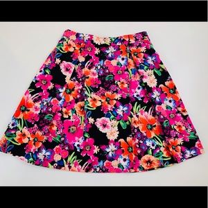 89th & Madison Size 6 Skirt